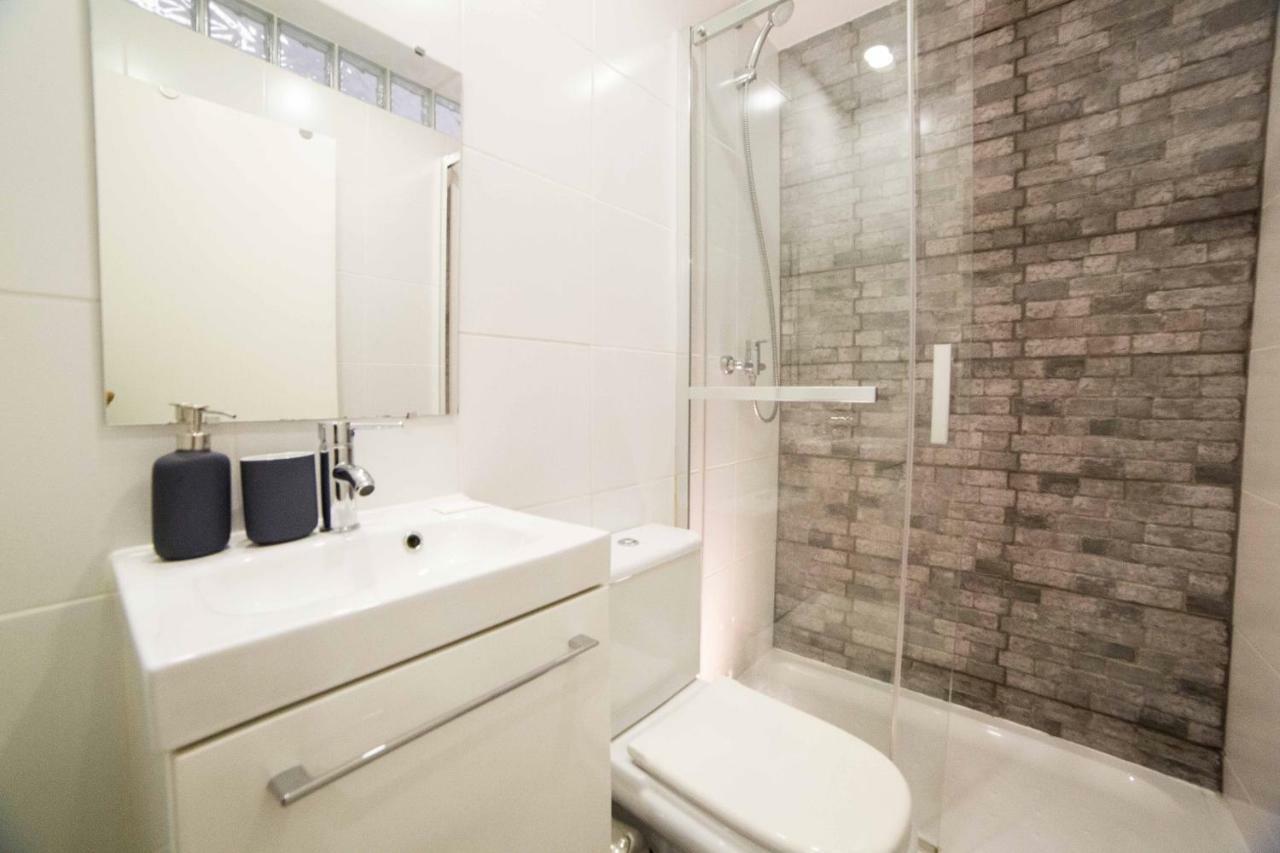 شقة Flh Fresh And Cozy Old Town Duplex Lisboa المظهر الخارجي الصورة